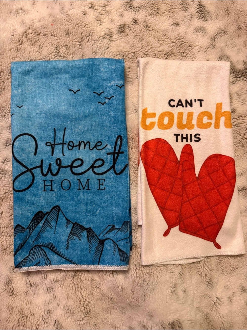 Unique Very Soft Microfiber Hand Towels for Kitchen and Bathroom! Set of 2